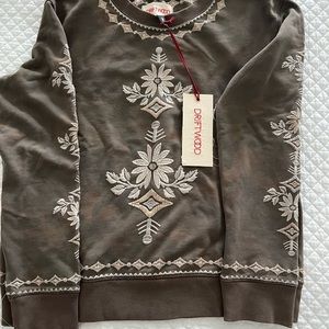 NWT’s Driftwood Green Camouflage Teddy Embroidered Sweatshirt.  Size S